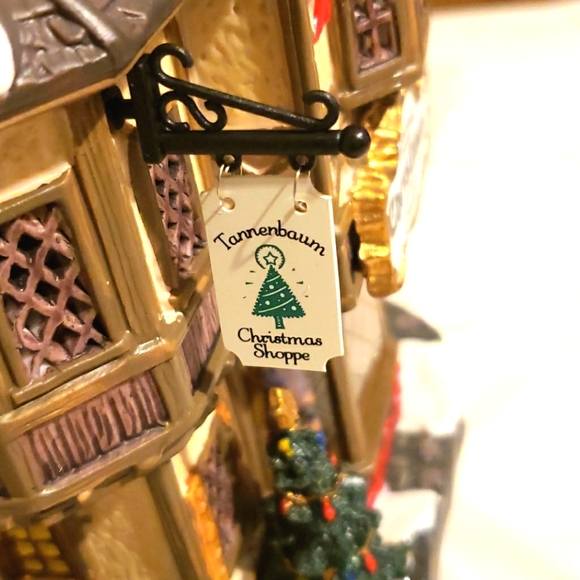 (MD) Lemax "Caddington Village" Collection - Picture 10 of 13